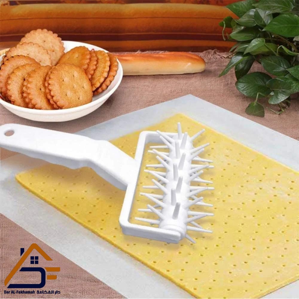 رول تخريم العجين - بلاستيك