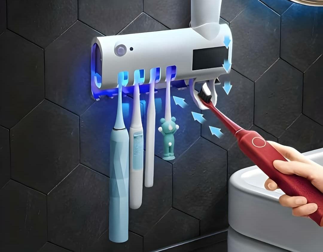 حامل فرش الأسنان الذكي معقّم UV