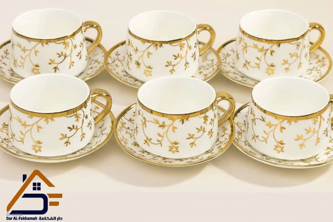 طقم أكواب سيراميك مع الصحون – 6 حبات